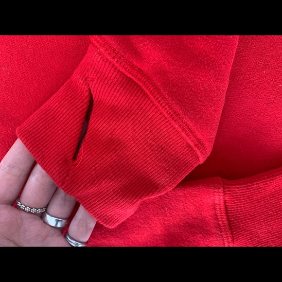 Tommy Hilfiger Crewneck - Picture 2 of 2